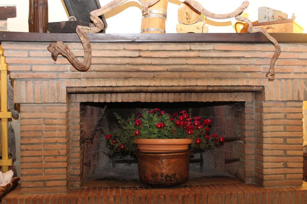 Societa Agricola F.Lli Angelucci Villa Cannara Kültér fotó