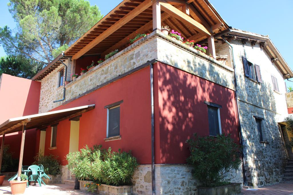 Societa Agricola F.Lli Angelucci Villa Cannara Kültér fotó